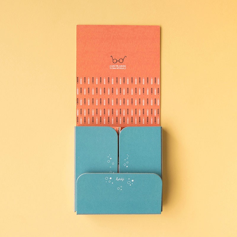 Game to stimulate creativity